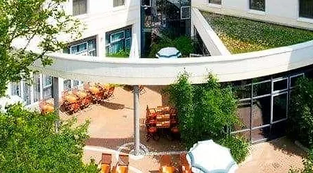 Hotel Wyndham Garden Berlin 4*