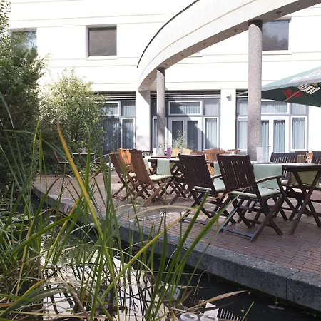 Wyndham Garden Berlin 4*