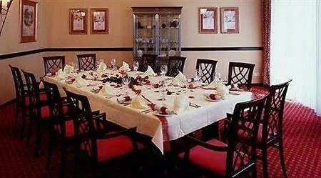 Hotel Wyndham Garden Berlin 4*