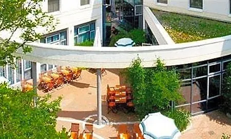 Wyndham Garden Berlin 4*