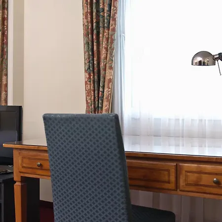 Hotel Wyndham Garden Berlin 4*