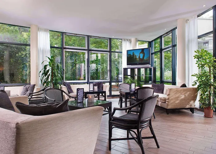 Wyndham Garden Berlin Hotel 4*