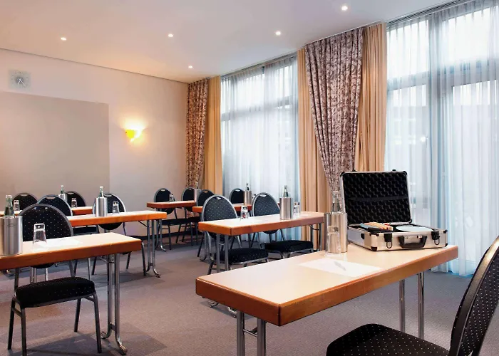 Hotel Wyndham Garden Berlin 4*