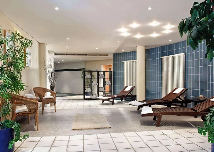 Hotel Wyndham Garden Berlin 4*