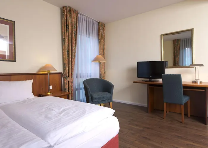 Wyndham Garden Berlin Hotel 4*